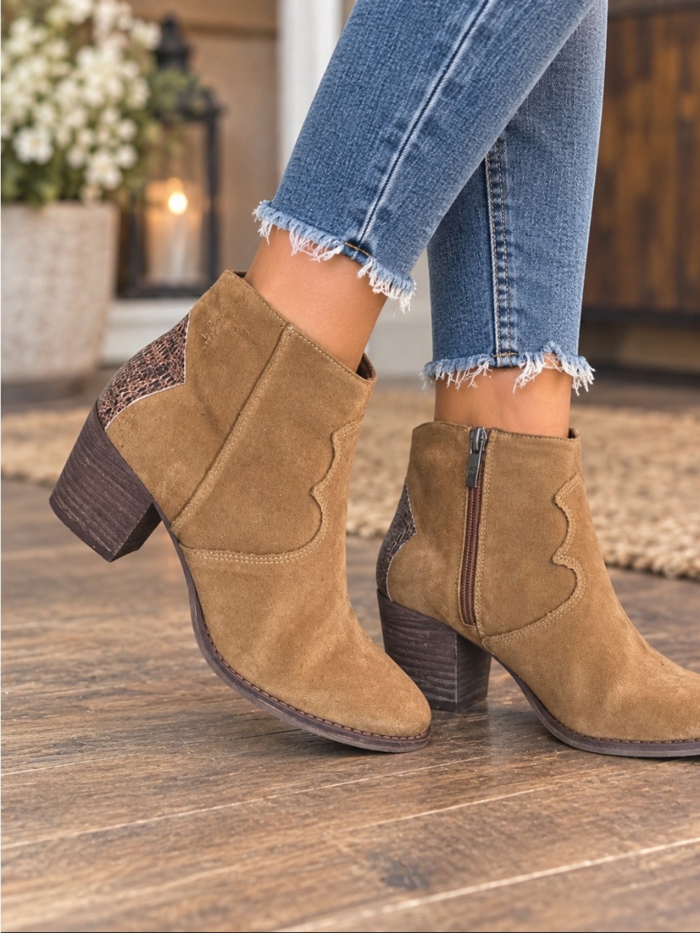 Marc Fisher Stefani Tan Suede Leather Western Ankle Boots Brown/Tan Size 7.5M